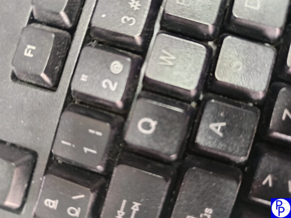 Teclado GENIOUS con cable