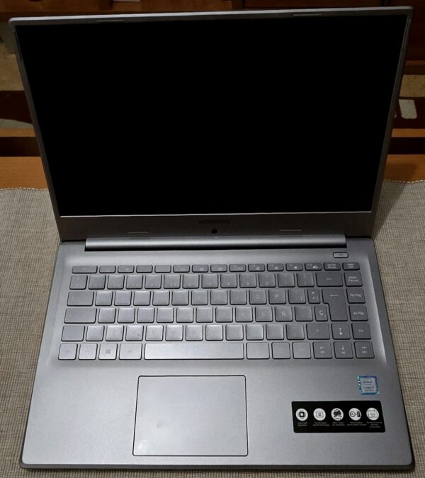 WhatsApp-Image-2026-05-07-at-00.35.35-1.jpg Portátil Medion i7 SSD S6445