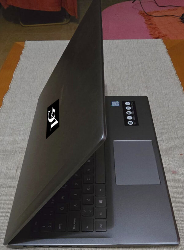 WhatsApp-Image-2026-05-07-at-00.35.35.jpeg Portátil Medion i7 SSD S6445
